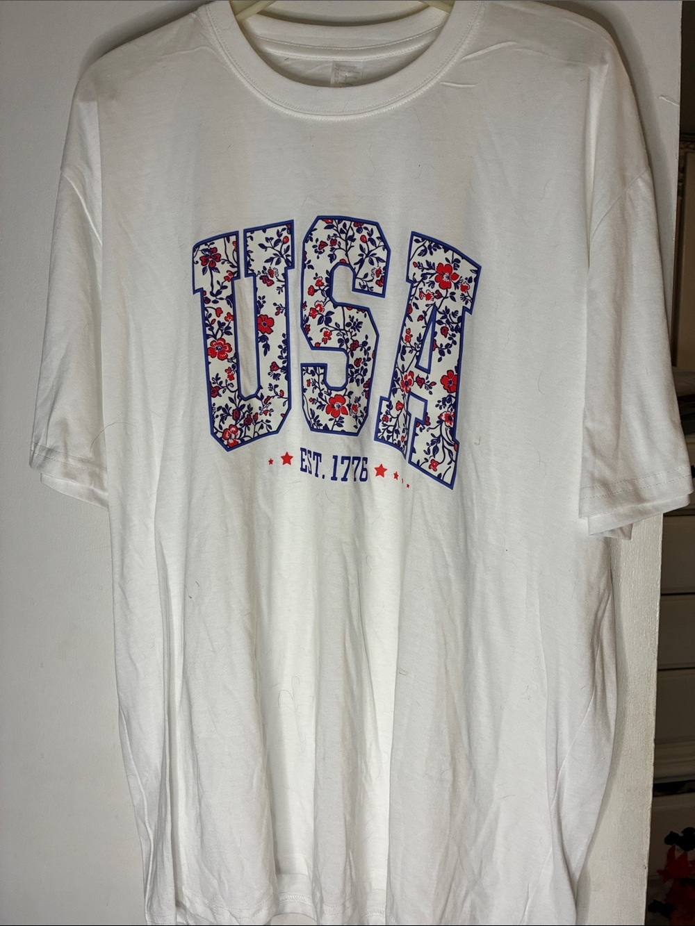 White USA Floral Graphic Short Sleeve Tee Unisex Size 2XL